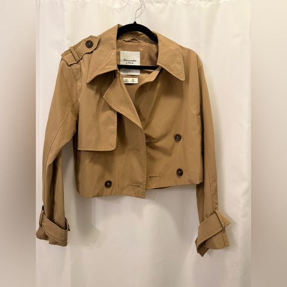 Abercrombie & Fitch Jackets & Blazers - Abercrombie & Fitch Cropped trench coat